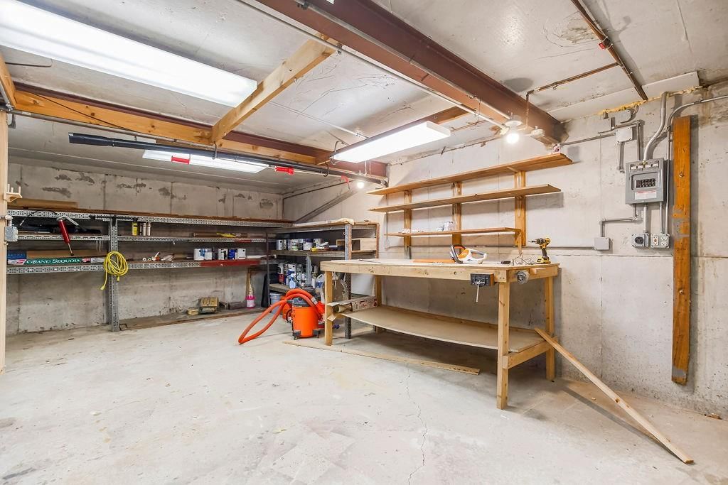 4809 Summit Circle — photo 42