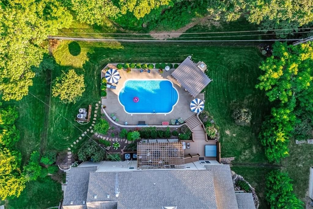 4809 Summit Circle — photo 46