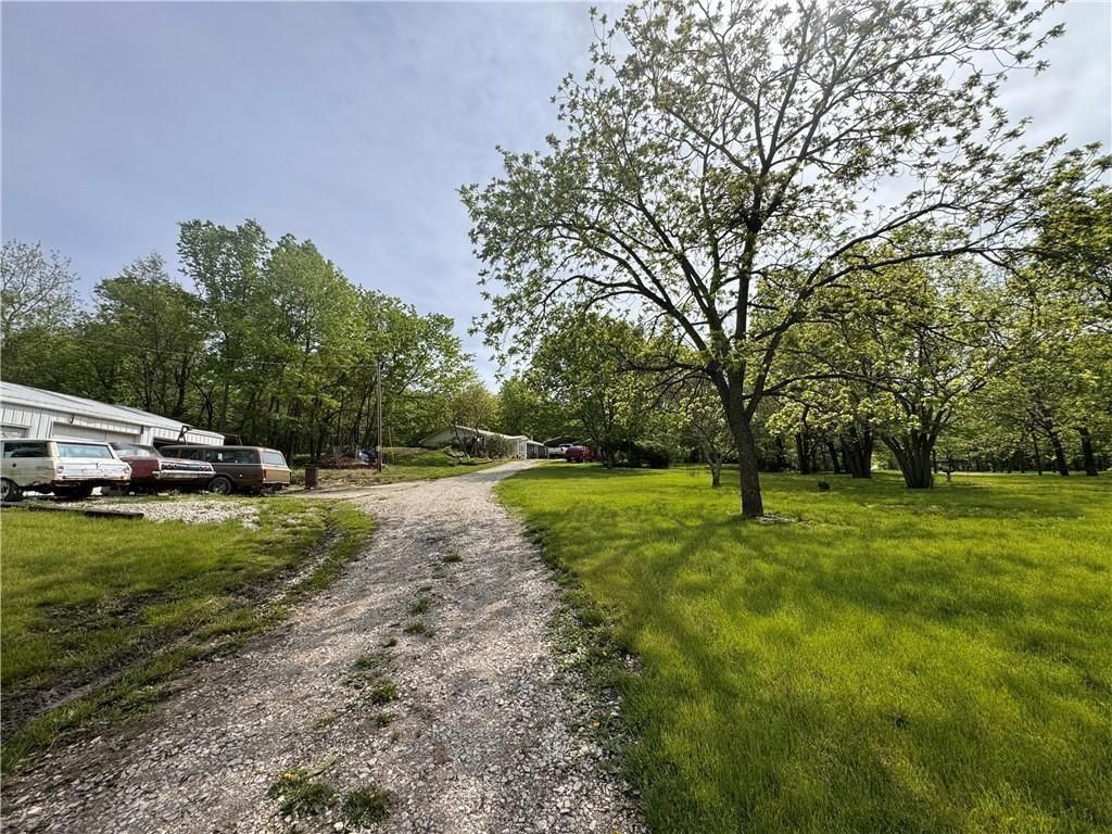 3373 Mountain View Road — photo 3