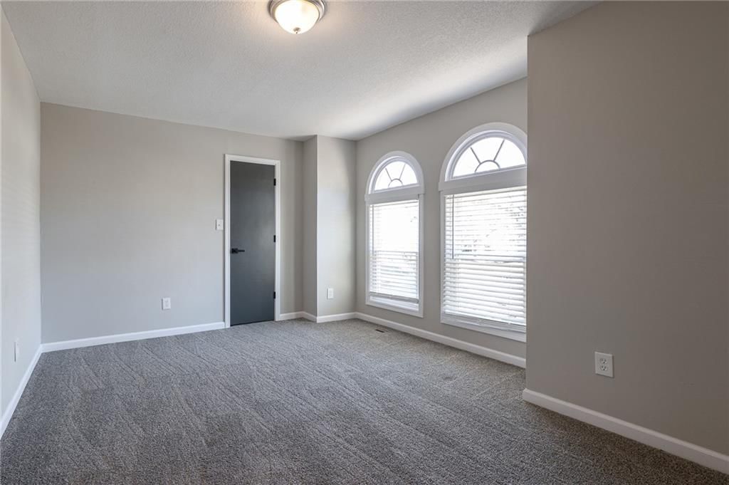 916 SW Richwood Drive — photo 29