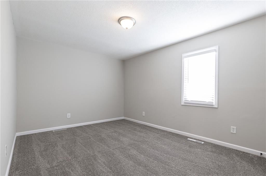 916 SW Richwood Drive — photo 30