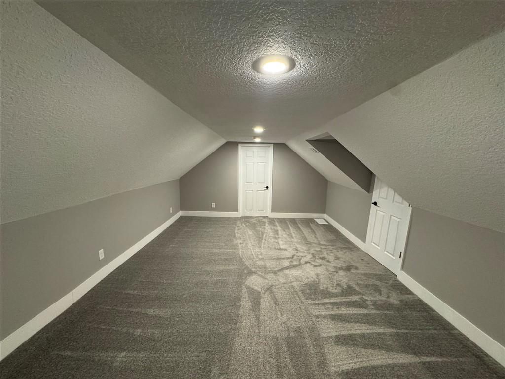 415 E Hale Street — photo 13