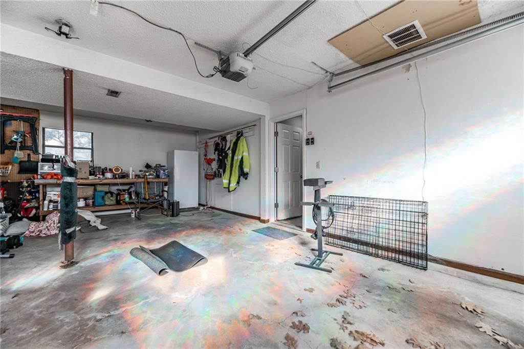 1424 N MART-WAY Drive — photo 30