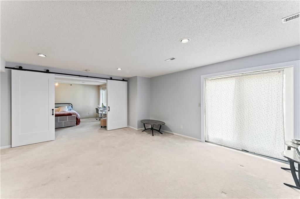 336 Lakeside Drive — photo 32