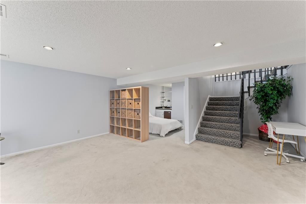 336 Lakeside Drive — photo 34