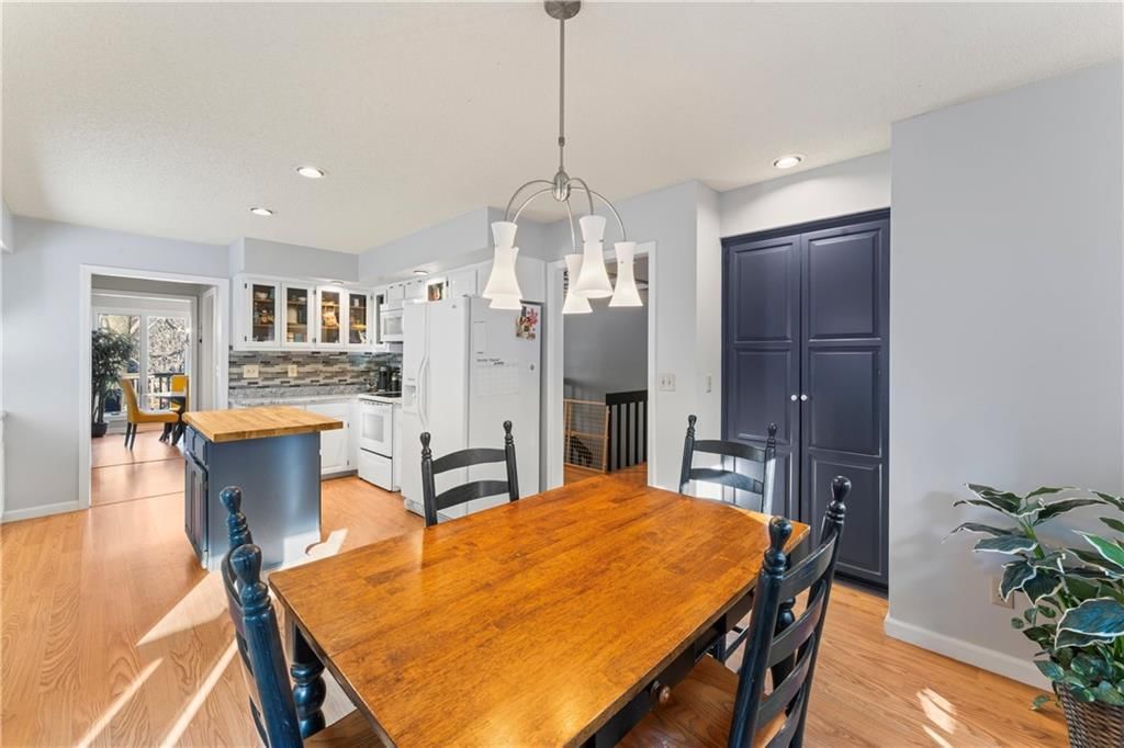 336 Lakeside Drive — photo 10