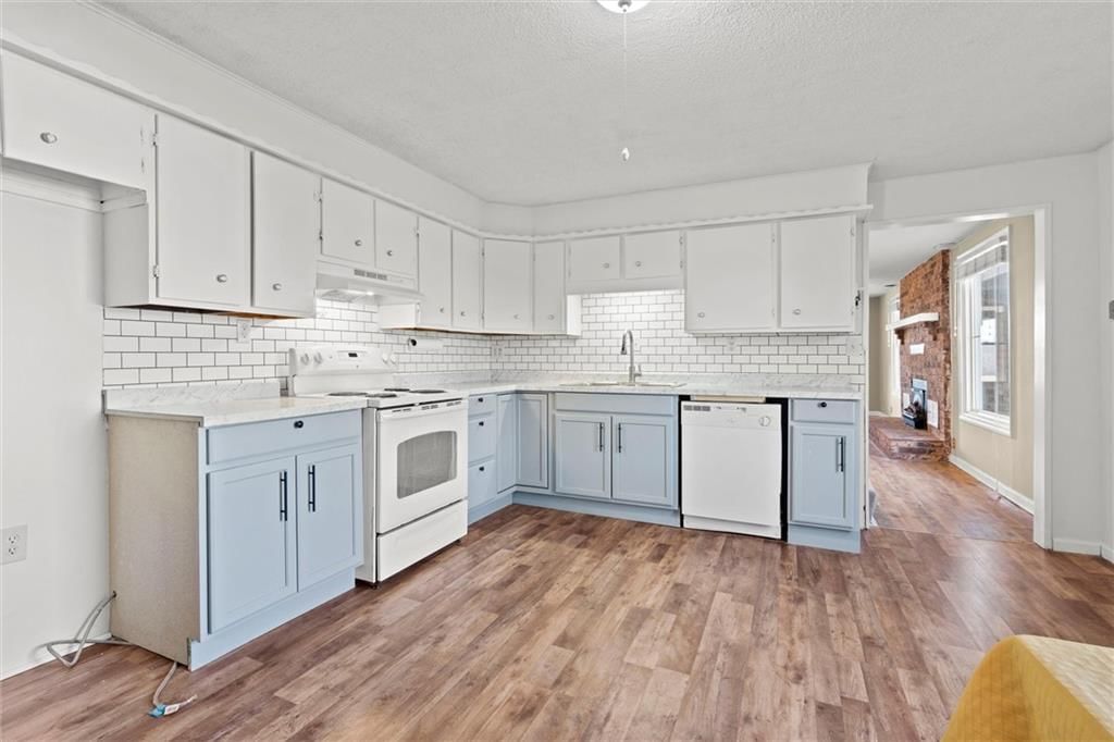 7914 Riverview Avenue — photo 12