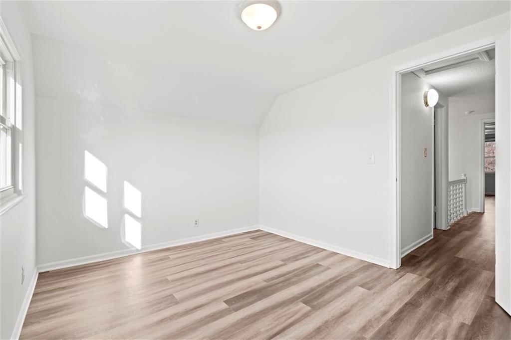 7914 Riverview Avenue — photo 26