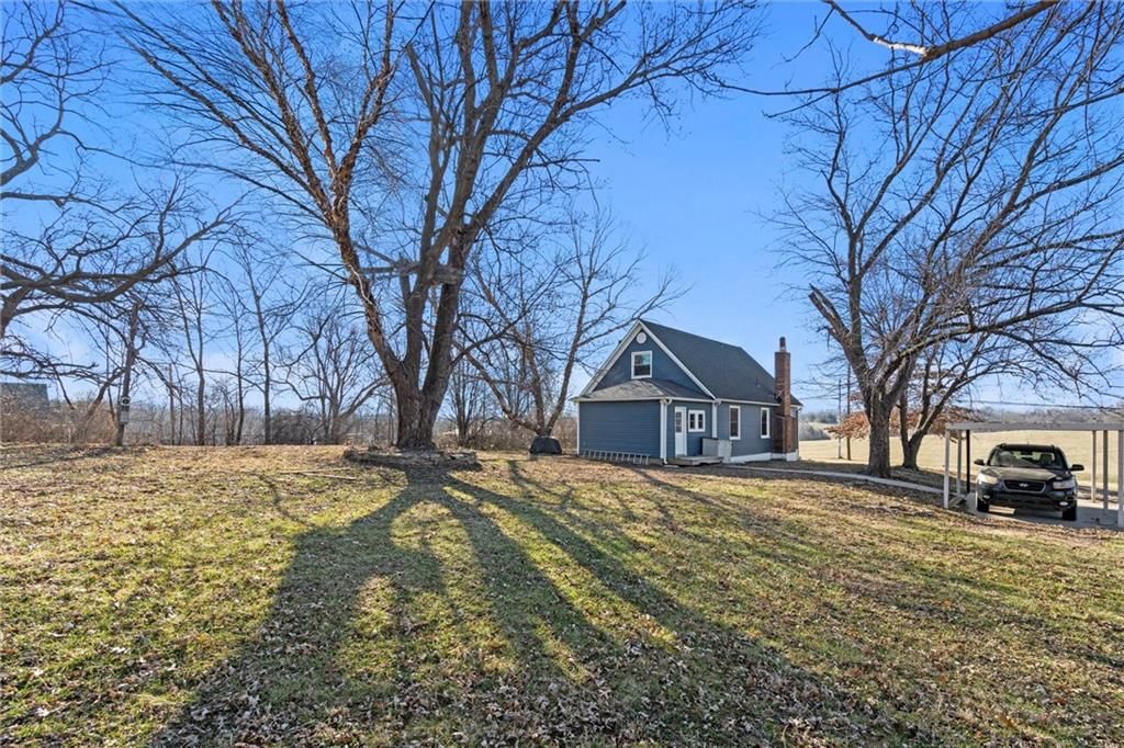 7914 Riverview Avenue — photo 32