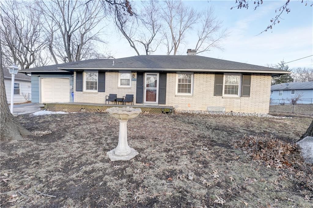 8419 Spring Valley Road, Raytown, MO