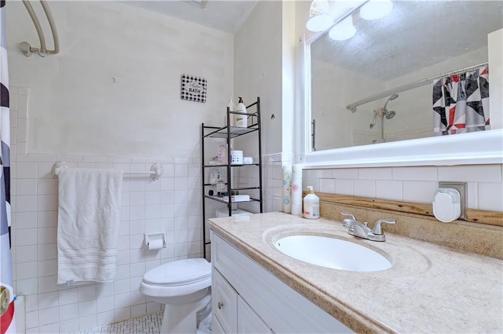 8419 Spring Valley Road — photo 19