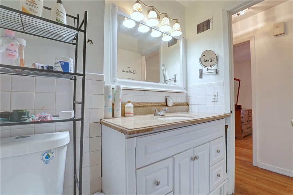 8419 Spring Valley Road — photo 20