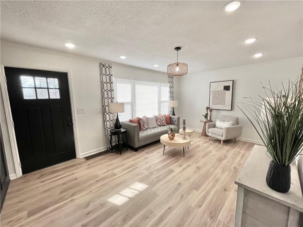 3911 Crestview Road — photo 4
