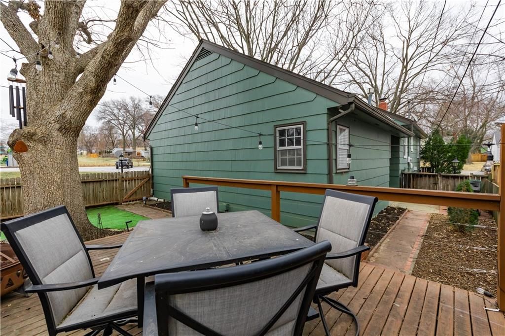 5300 OUTLOOK Street — photo 20