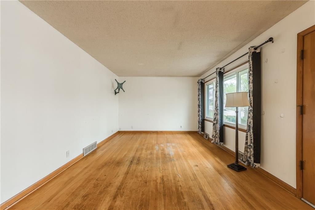 212 N Home Avenue — photo 5