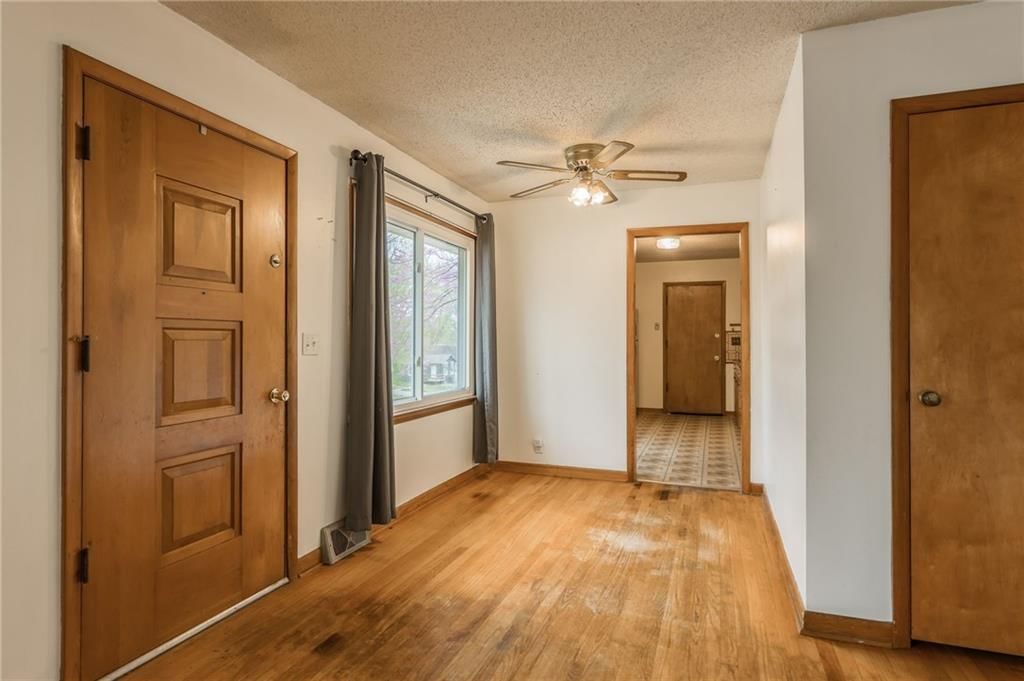 212 N Home Avenue — photo 6
