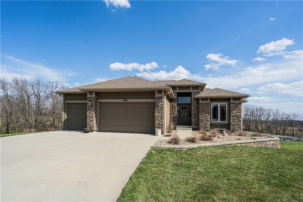 19455 Tomahawk Lane — photo 2