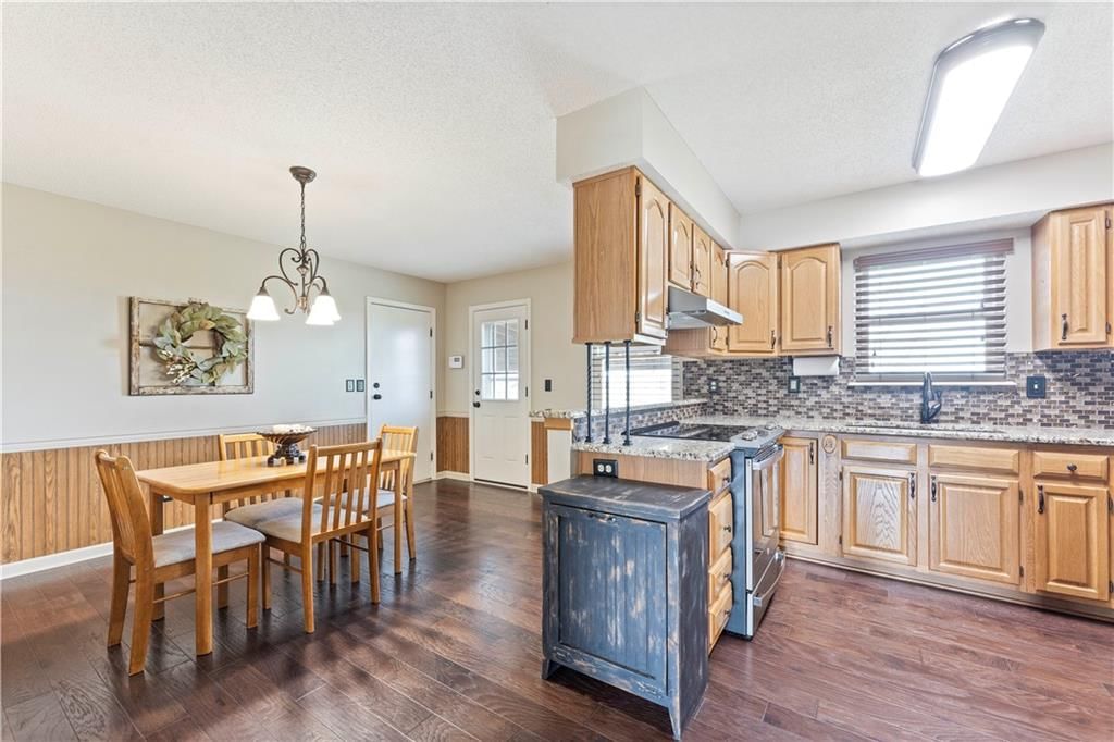 244 N Poplar Drive — photo 7
