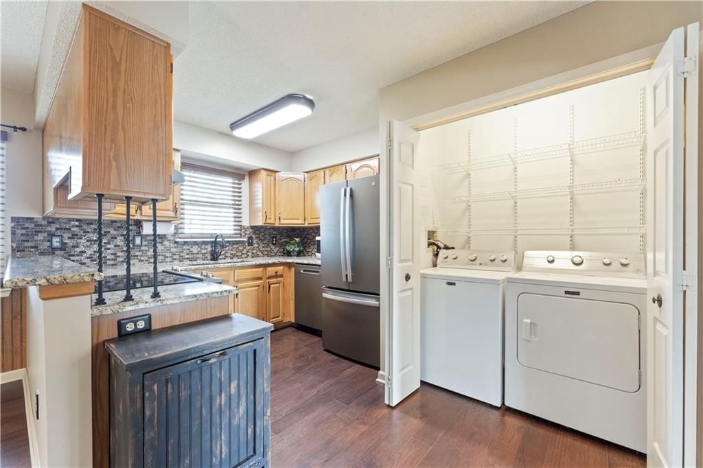 244 N Poplar Drive — photo 10
