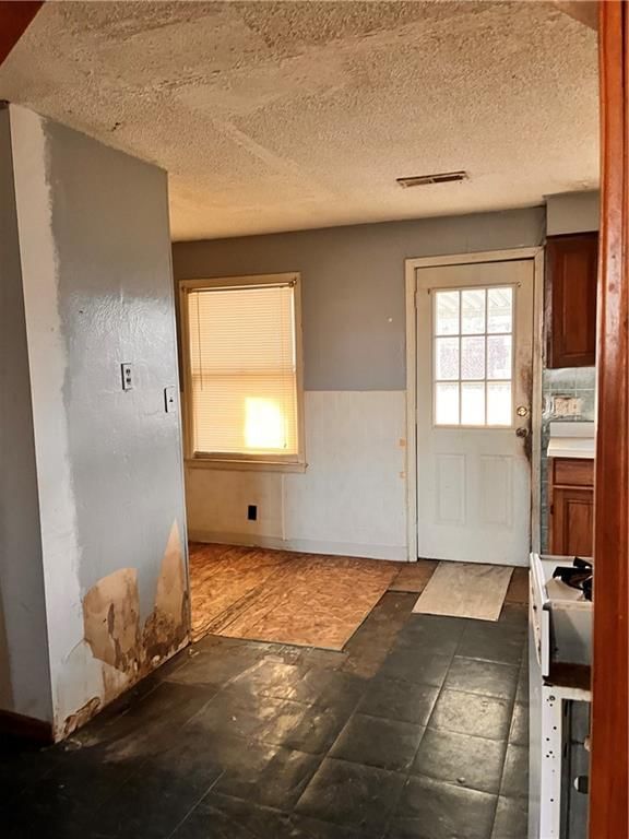 806 NW Capelle Street — photo 11