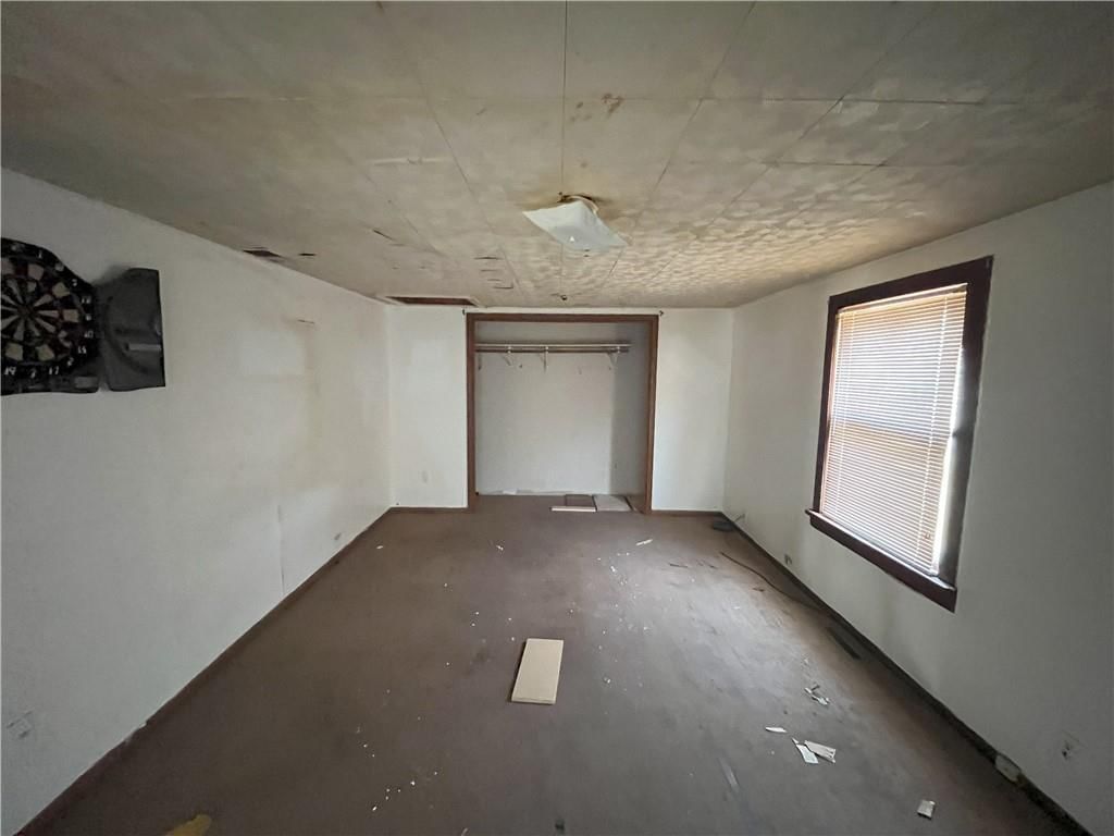 806 NW Capelle Street — photo 14