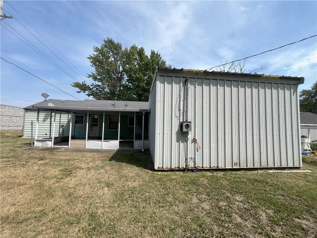 806 NW Capelle Street — photo 21