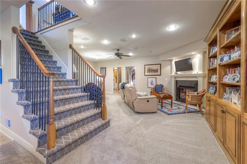 7205 Legler Street — photo 31