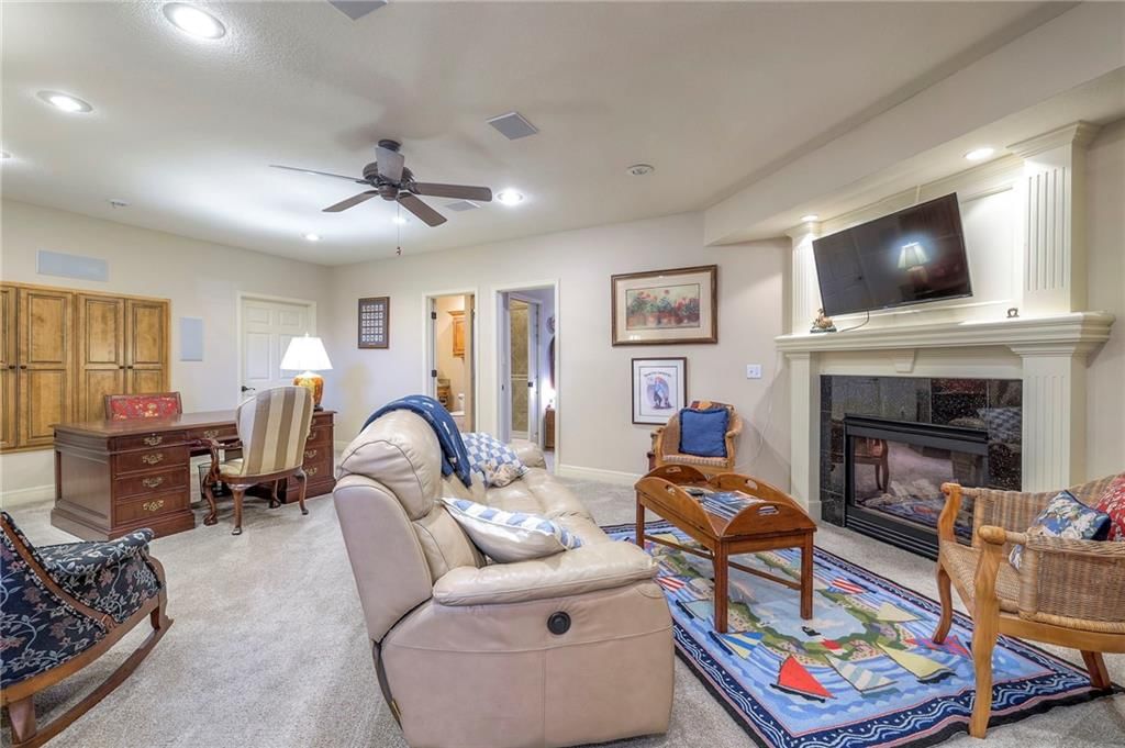 7205 Legler Street — photo 32