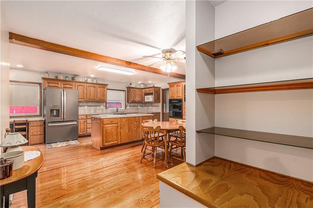 1210 Main Street — photo 9