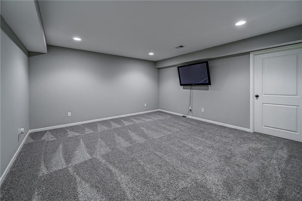 1059 SW Arborway Drive — photo 21