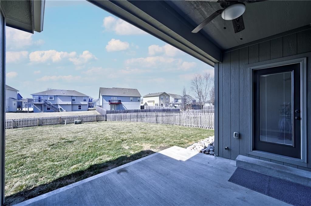 1059 SW Arborway Drive — photo 10