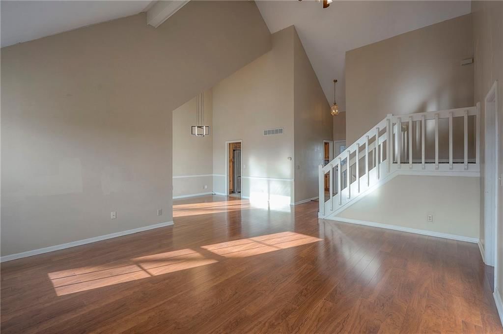 4721 Halsey Street — photo 16