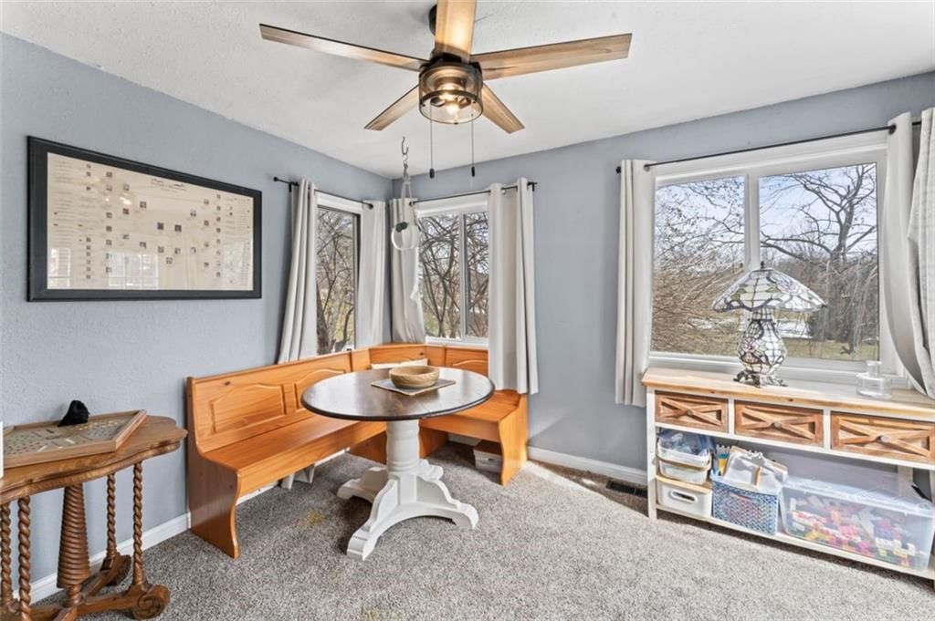 120 NW LAKEWOOD Boulevard — photo 15