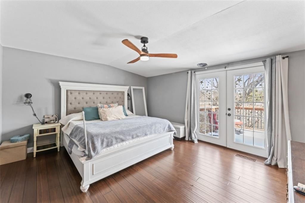 120 NW LAKEWOOD Boulevard — photo 17