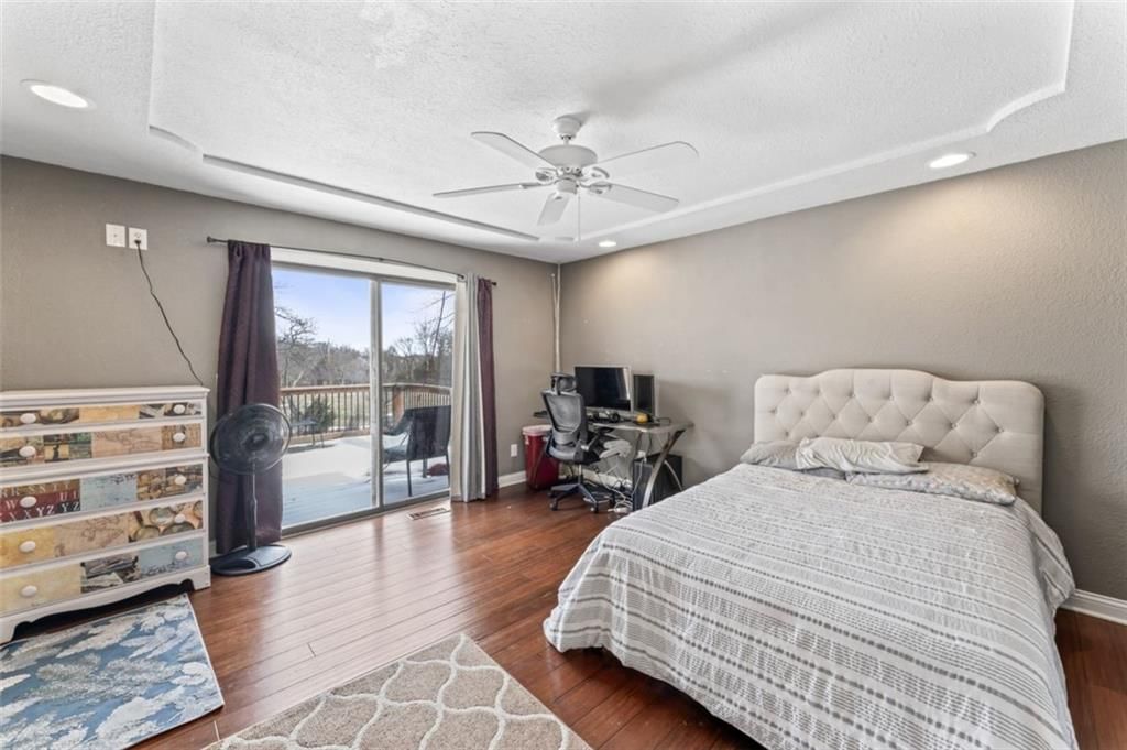 120 NW LAKEWOOD Boulevard — photo 25