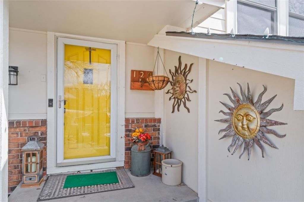 120 NW LAKEWOOD Boulevard — photo 4