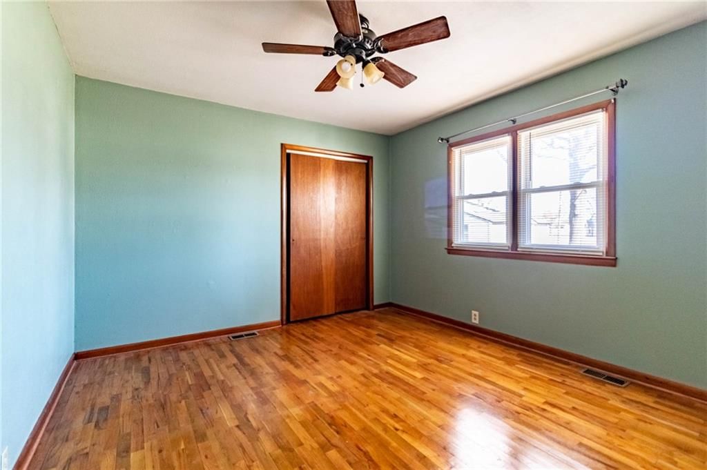 600 W Florence Street — photo 15