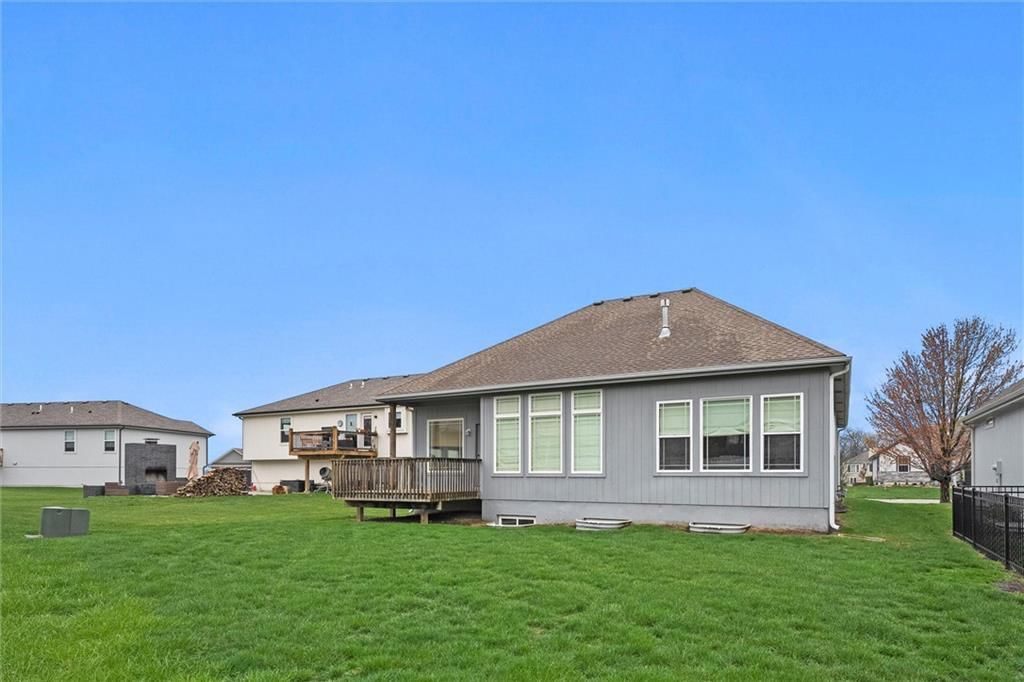 204 Tanner Drive — photo 32