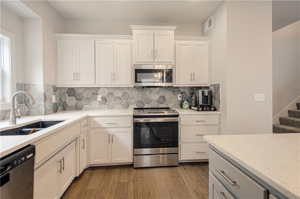 7125 NW Forest Lakes Drive — photo 11