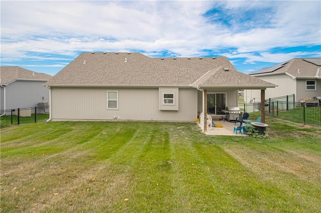 7125 NW Forest Lakes Drive — photo 35