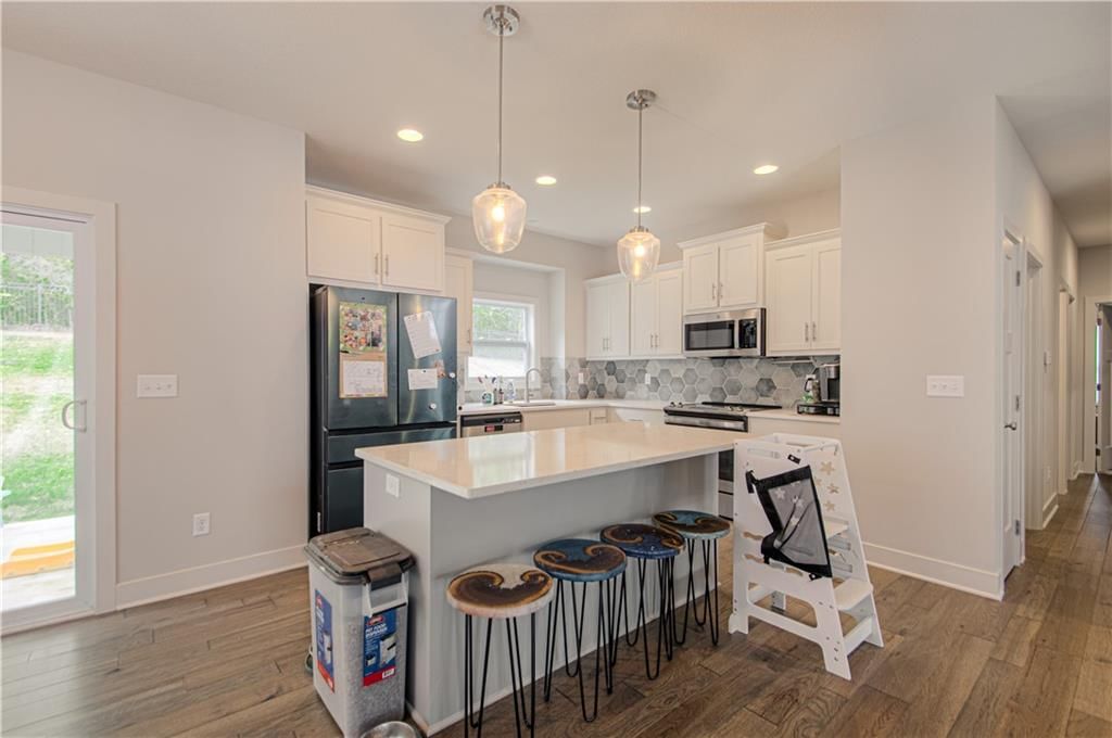 7125 NW Forest Lakes Drive — photo 9