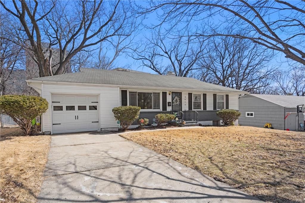 2615 Seminole Drive — photo 4
