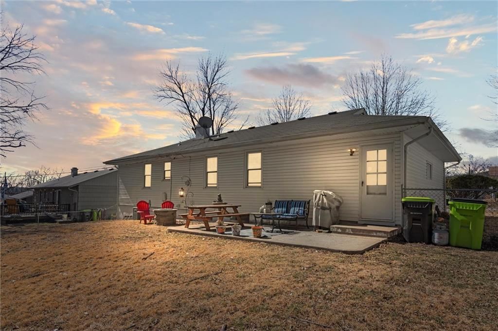 2615 Seminole Drive — photo 33