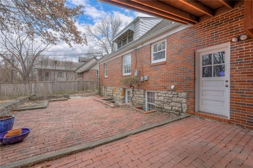 8715 High Drive — photo 15