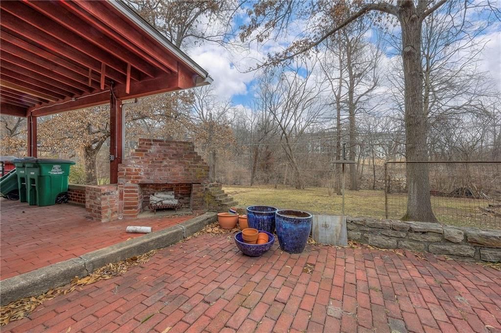 8715 High Drive — photo 16