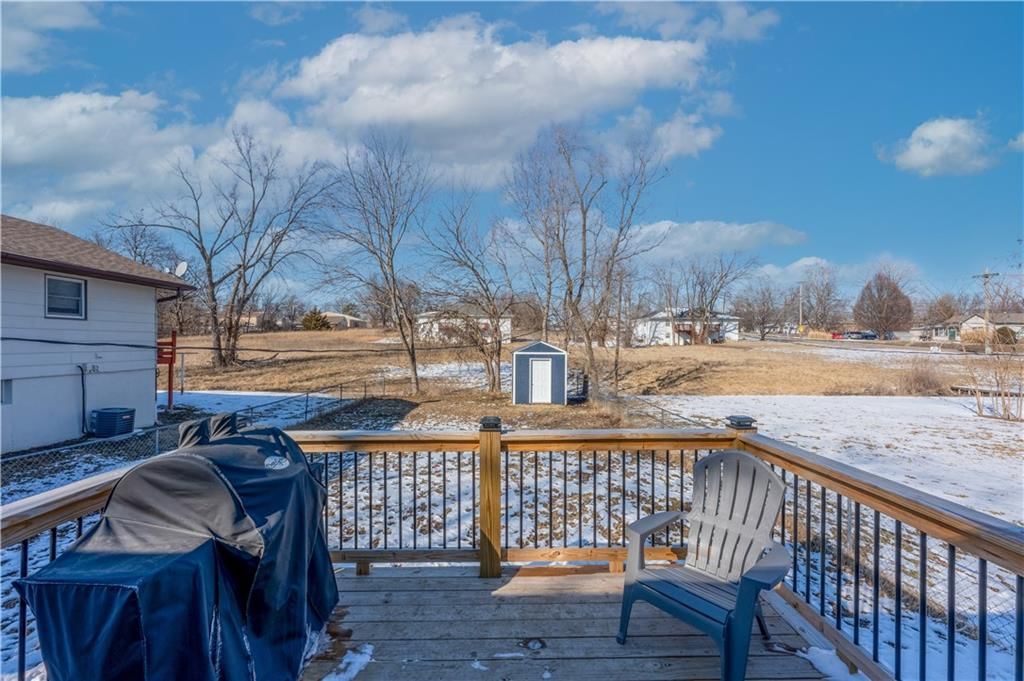 617 Grover Street — photo 11