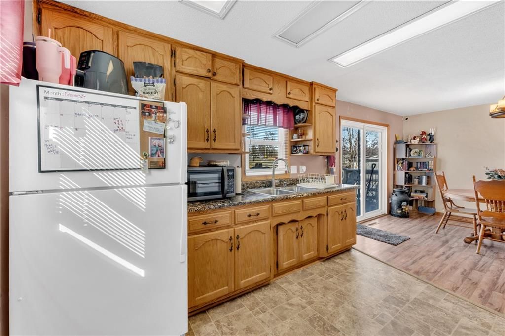 617 Grover Street — photo 19