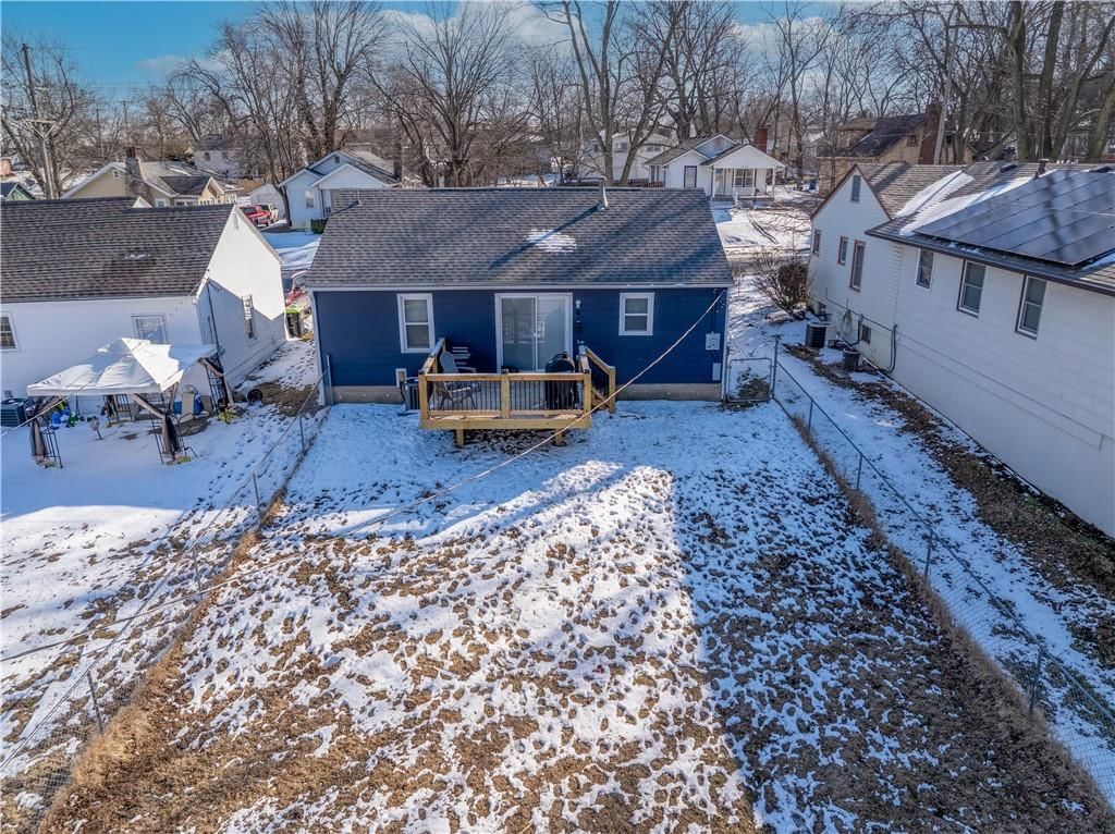 617 Grover Street — photo 5