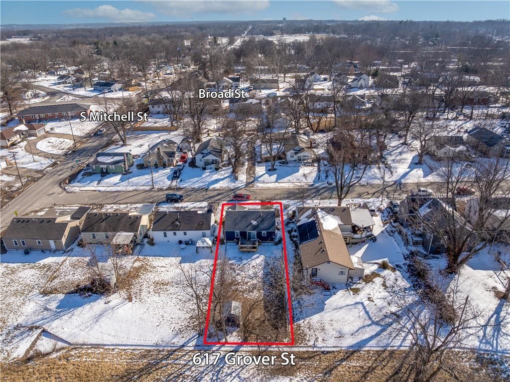 617 Grover Street — photo 6