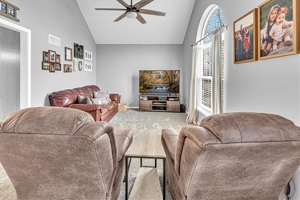 811 Southbrook Parkway — photo 15